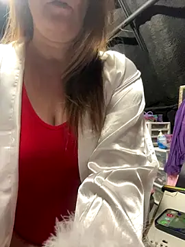 bigb00tycass online show from December 17, 2025, 4:46 pm