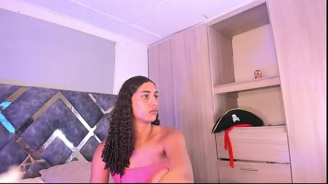 candice777 online show from October 14, 2025, 3:02 pm