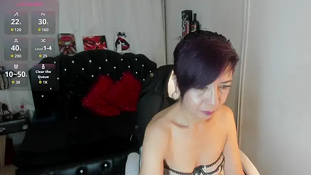 Snapshot of Trinityy__ chatting on September 20, 2025, 7:48 pm Trinityy   online show from September 20, 2025, 7:48 pm
