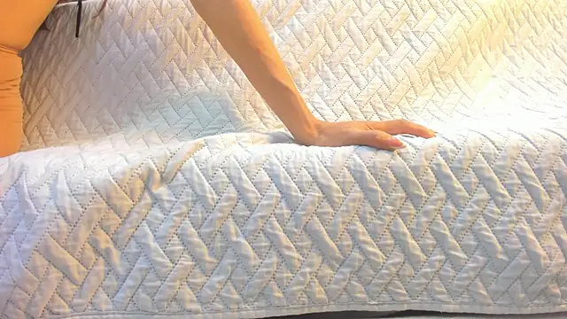 Snapshot of crystal_sm chatting on February 12, 2026, 3:12 am crystal sm online show from February 12, 2026, 3:12 am