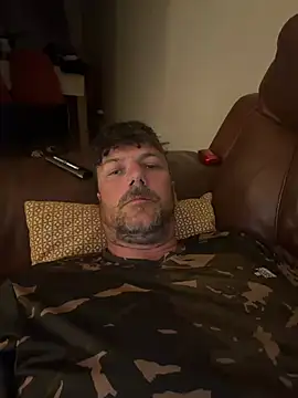 Snapshot of Eddiejeff chatting on July 5, 2026, 11:01 pm Eddiejeff online show from July 5, 2026, 11:01 pm