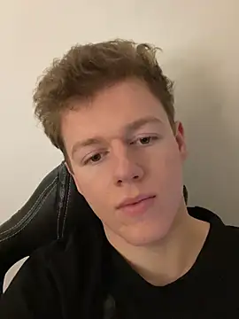 Snapshot of bob_marlu chatting on January 10, 2026, 8:21 pm bob marlu online show from January 10, 2026, 8:21 pm