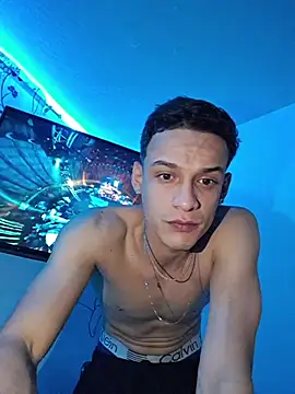 Ethanho0t online show from November 15, 2025, 7:38 am