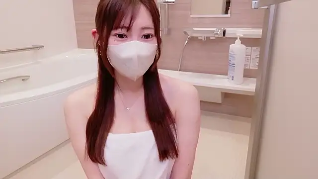 MOEMOE-Q online show from March 31, 2026, 12:49 pm