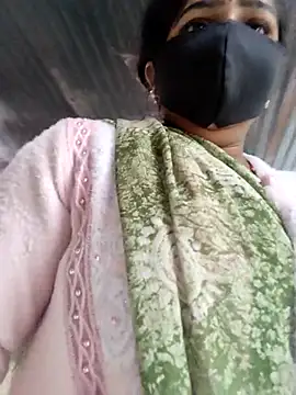 Snapshot of Falguni_Desai chatting on December 19, 2025, 2:40 am Falguni Desai online show from December 19, 2025, 2:40 am