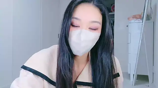 Snapshot of ramuchan_desu chatting on October 21, 2025, 1:34 pm ramuchan desu online show from October 21, 2025, 1:34 pm