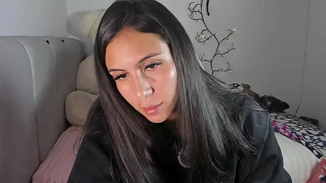 Sarahcutexoxox online show from June 3, 2026, 2:36 am