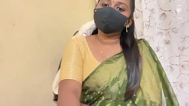Pavani-Sexy online show from April 4, 2026, 5:32 pm