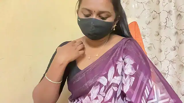 Pavani-Sexy online show from April 7, 2026, 5:13 pm
