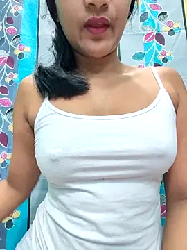 MariaEva69 online show from April 27, 2026, 11:14 pm