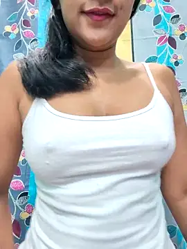 MariaEva69 online show from May 5, 2026, 11:57 pm