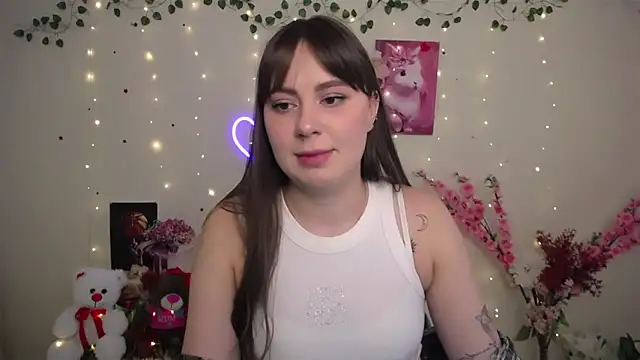 Amanda Bright  online show from May 9, 2026, 8:08 am