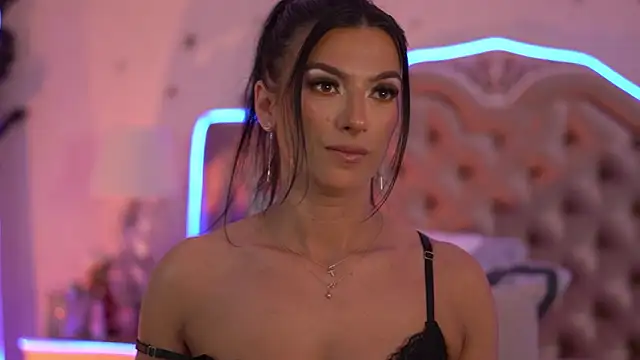 KinkyAmelie online show from February 2, 2026, 6:17 pm