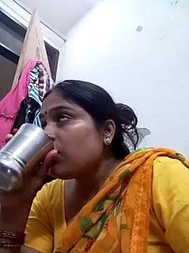 Trisha 71 online show from September 22, 2025, 11:45 am