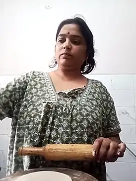 Trisha 71 online show from October 30, 2025, 4:25 am