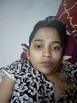 Snapshot of Trisha_71 chatting on June 4, 2026, 5:24 am Trisha 71 online show from June 4, 2026, 5:24 am