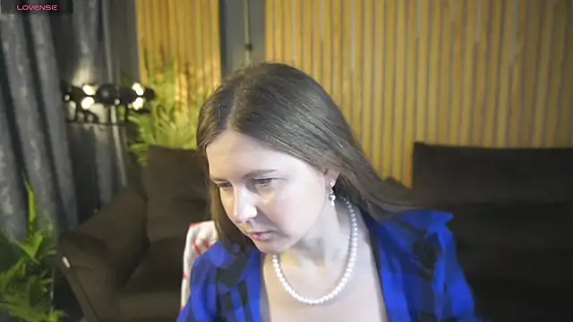 CraveeDoll online show from March 21, 2026, 7:39 pm