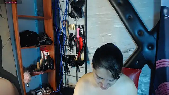 Snapshot of Valeria_de_leon chatting on March 13, 2026, 1:29 pm Valeria de leon online show from March 13, 2026, 1:29 pm