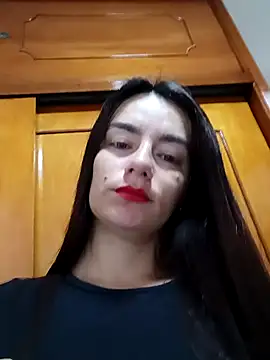 Demy Rhoades online show from May 5, 2026, 1:52 pm