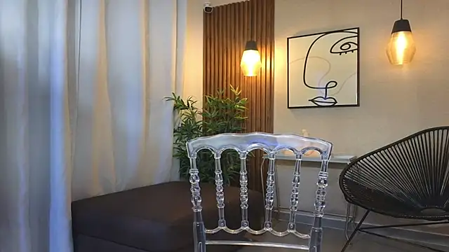 Lia Mar  online show from October 10, 2025, 6:18 pm