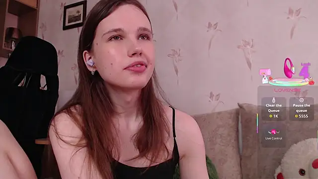 Annatomnaya online show from August 7, 2026, 2:19 pm