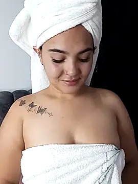 Snapshot of meli__brown chatting on October 3, 2025, 6:54 am meli  brown online show from October 3, 2025, 6:54 am