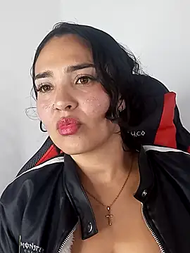 Snapshot of meli__brown chatting on October 20, 2025, 1:06 am meli  brown online show from October 20, 2025, 1:06 am