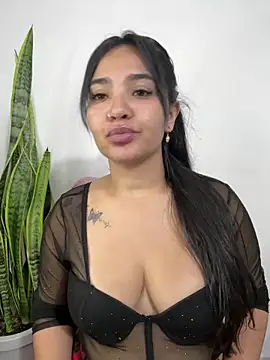 Snapshot of meli__brown chatting on May 4, 2026, 7:54 pm meli brown online show from May 4, 2026, 7:54 pm