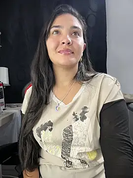 meli  brown online show from June 18, 2026, 11:42 pm