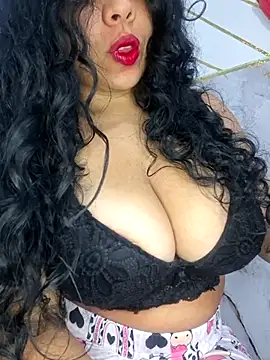 Snapshot of Yemaly_Lee chatting on April 21, 2026, 1:42 am Yemaly Lee online show from April 21, 2026, 1:42 am
