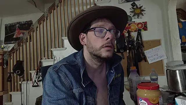 MasterDaddyCool online show from April 26, 2026, 7:33 pm