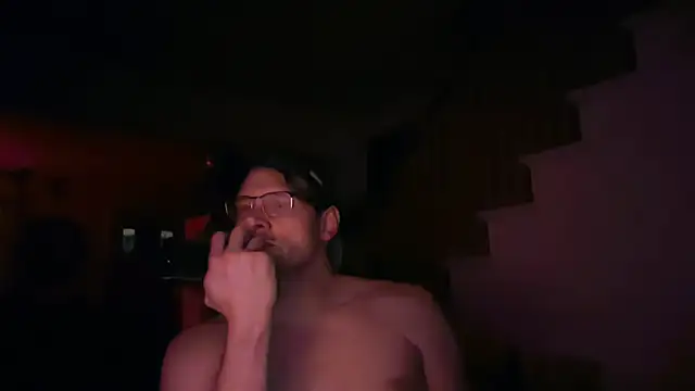 MasterDaddyCool online show from May 12, 2026, 8:44 am