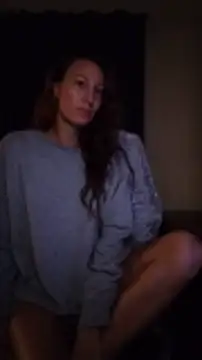 Snapshot of AnneNay chatting on April 9, 2026, 5:18 am AnneNay online show from April 9, 2026, 5:18 am