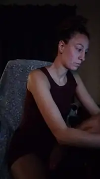 Snapshot of AnneNay chatting on April 11, 2026, 5:45 am AnneNay online show from April 11, 2026, 5:45 am