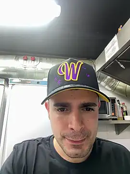 Snapshot of joseemontilla chatting on January 31, 2026, 7:56 pm joseemontilla online show from January 31, 2026, 7:56 pm