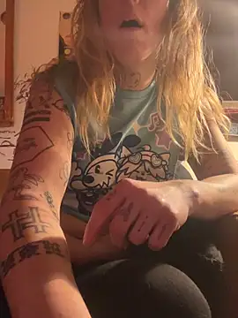 daisyglazedontgo online show from February 8, 2026, 11:13 am