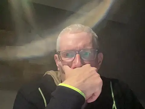 Snapshot of choupipat1 chatting on September 27, 2025, 10:26 pm choupipat1 online show from September 27, 2025, 10:26 pm