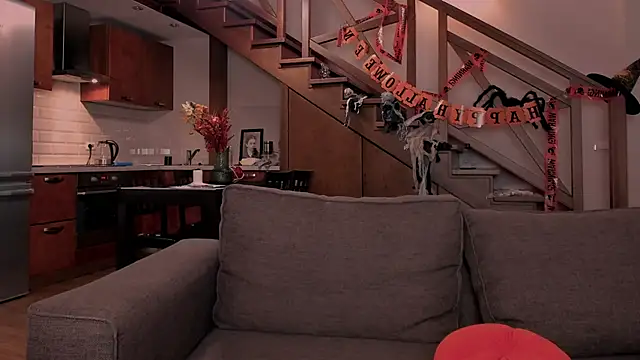 VanillaLivitski online show from October 27, 2025, 1:37 pm