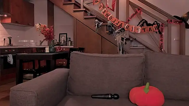 VanillaLivitski online show from October 29, 2025, 1:35 pm