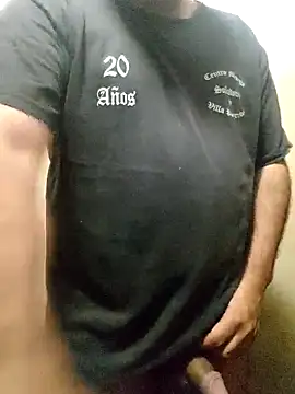 Snapshot of CurableMow chatting on September 22, 2025, 7:38 pm CurableMow online show from September 22, 2025, 7:38 pm