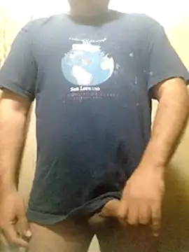 Snapshot of CurableMow chatting on October 13, 2025, 5:46 pm CurableMow online show from October 13, 2025, 5:46 pm