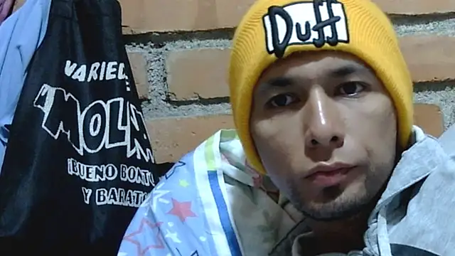 Boycumlatino online show from March 24, 2026, 1:27 pm