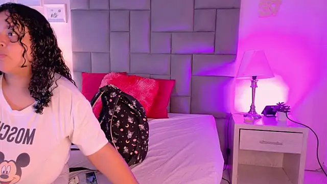 KITY HILL online show from September 30, 2025, 5:23 am