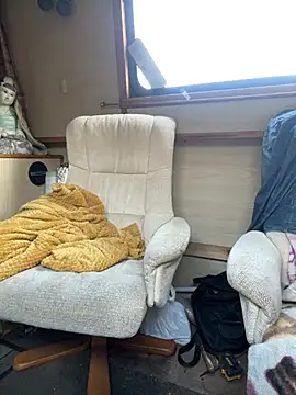 ladyboatlady online show from March 26, 2026, 7:03 am