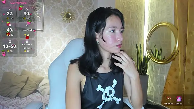 Snapshot of LilyThea chatting on March 9, 2026, 7:51 pm LilyThea online show from March 9, 2026, 7:51 pm