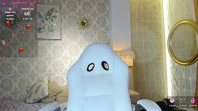 Snapshot of LilyThea chatting on March 11, 2026, 7:31 pm LilyThea online show from March 11, 2026, 7:31 pm