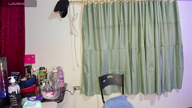 Snapshot of jazmin_blowjob chatting on October 3, 2025, 3:14 am jazmin blowjob online show from October 3, 2025, 3:14 am