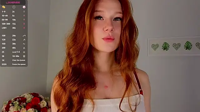 Juuulia  online show from July 9, 2026, 10:41 am