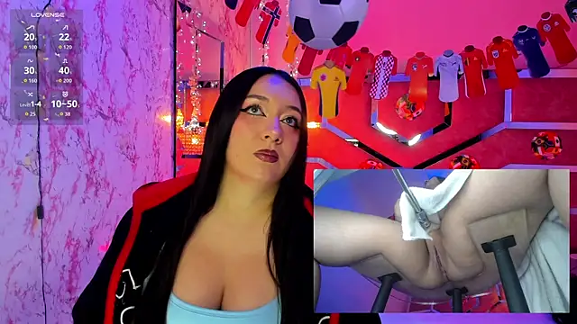 CataleyaGlow online show from July 14, 2026, 11:32 pm