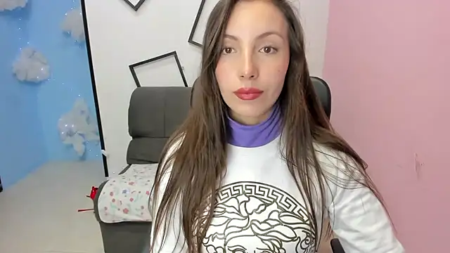 Snapshot of paula_miler1 chatting on October 27, 2025, 1:59 pm paula miler1 online show from October 27, 2025, 1:59 pm